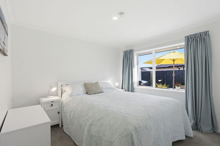 Photo of property in 35 Larissa Road, Halswell, Christchurch, 8025