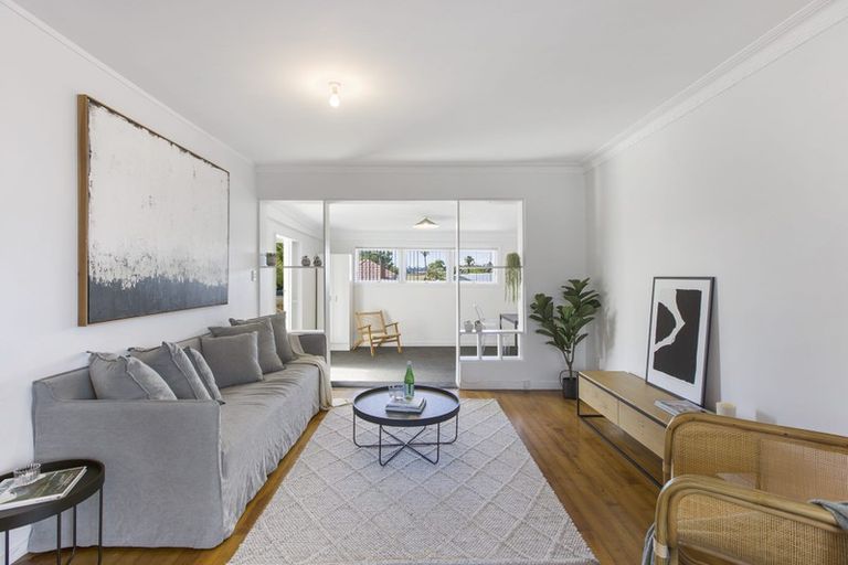 Photo of property in 161 Birkdale Road, Birkdale, Auckland, 0626