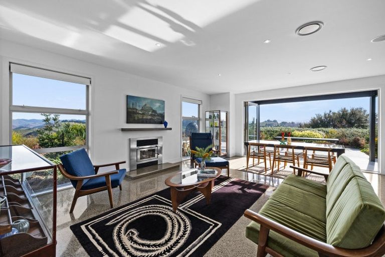 Photo of property in 22 Heipipi Drive, Eskdale, Napier, 4182