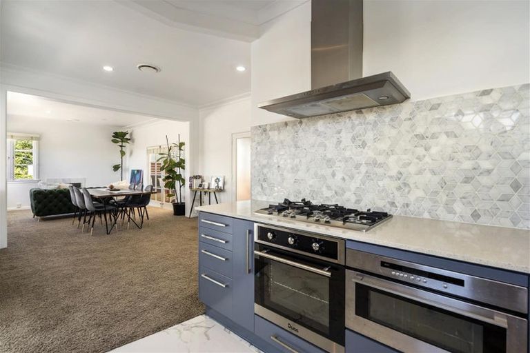 Photo of property in 1/22 Onepoto Road, Hauraki, Auckland, 0622