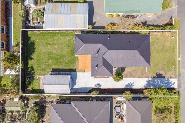 Photo of property in 95 Palmers Road, New Brighton, Christchurch, 8083