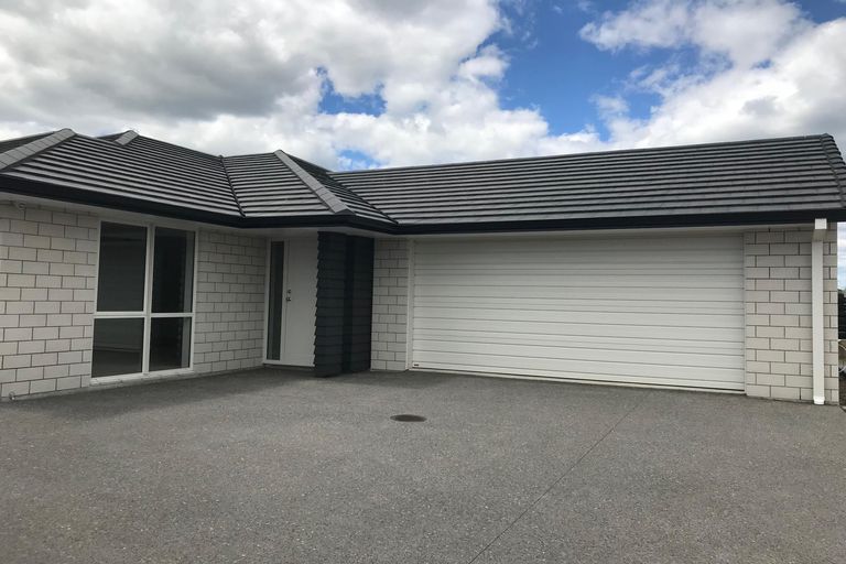 Photo of property in 5 Waghorn Street, Pyes Pa, Tauranga, 3112