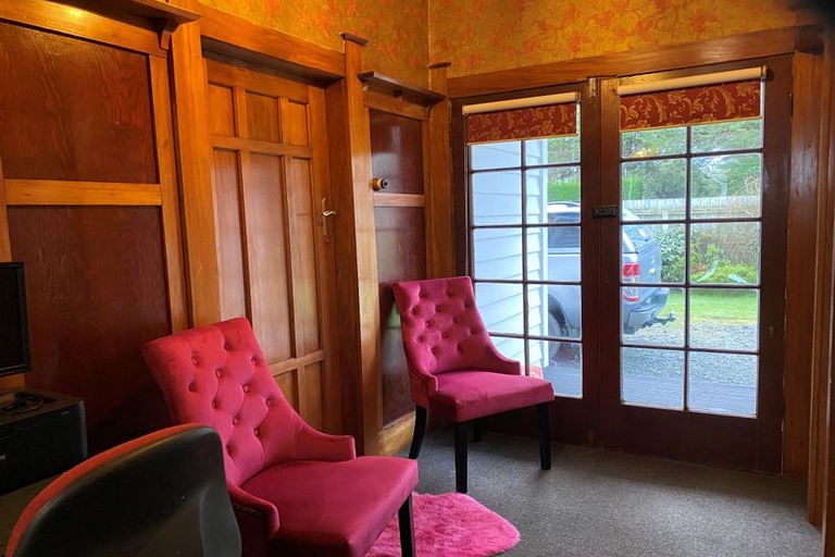 Photo of property in 43 Watt Road, Otatara, Invercargill, 9879