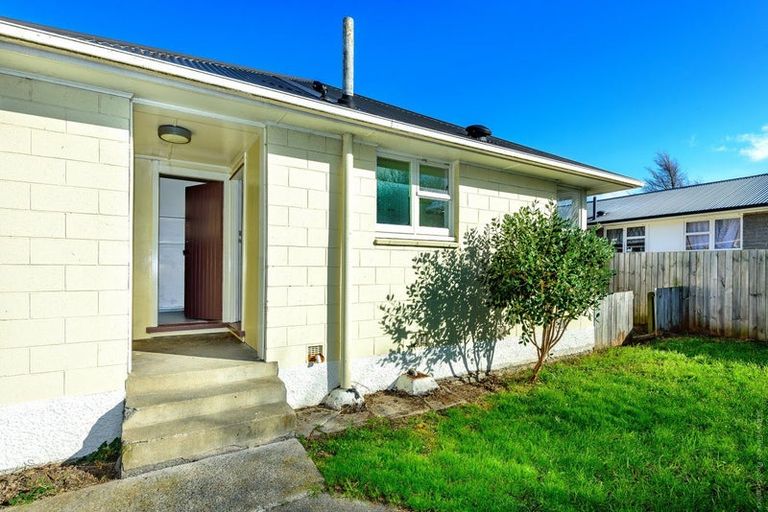 Photo of property in 248 Hendersons Road, Hoon Hay, Christchurch, 8025