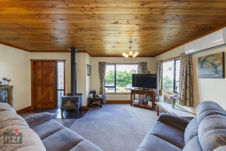 Photo of property in 2a Wellington Street, Feilding, 4702