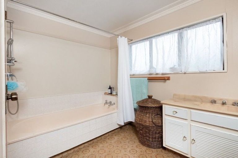 Photo of property in 1000 Papamoa Beach Road, Papamoa Beach, Papamoa, 3118