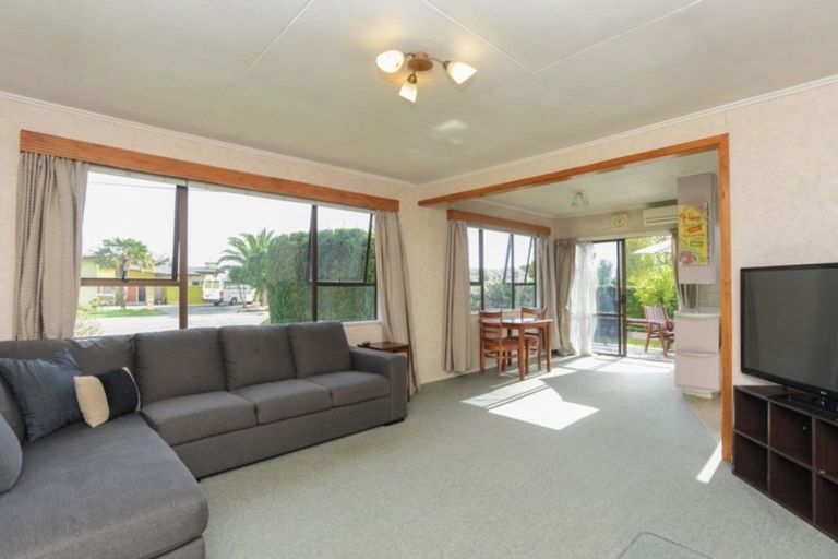 Photo of property in 84 Ferry Road, Clive, 4102