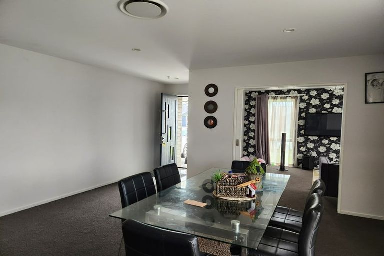 Photo of property in 1 Bryden Place, Halswell, Christchurch, 8025