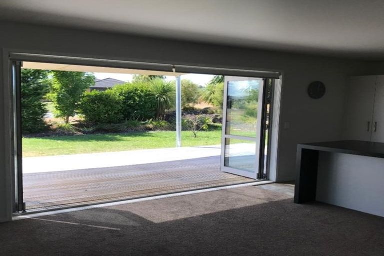 Photo of property in 25 Brompton Close, Richmond Heights, Taupo, 3330