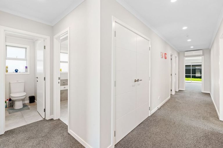 Photo of property in 20 Stowell Drive, Cromwell, 9310