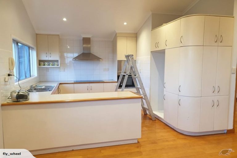 Photo of property in 109 Sylvan Avenue, Northcote, Auckland, 0627