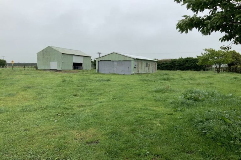 Photo of property in 685 Main North Road, Motunui, Waitara, 4383