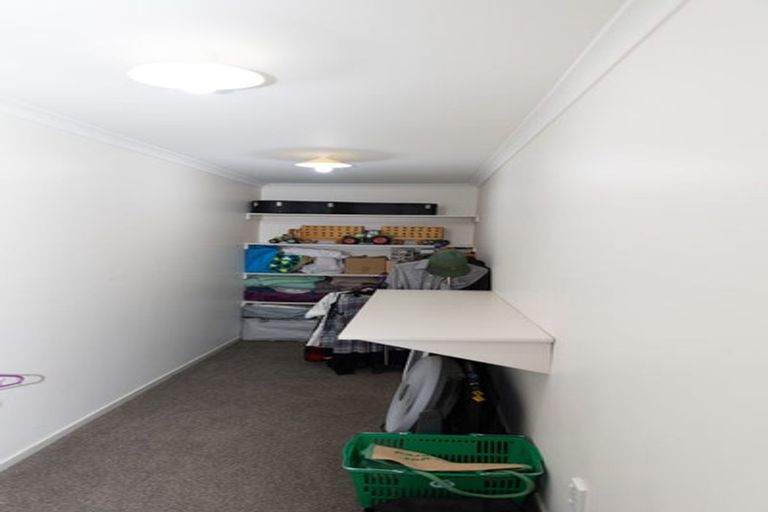 Photo of property in 4 Newcastle Street, Riversdale, 9776