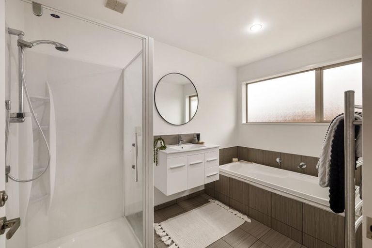 Photo of property in 53a Harris Crescent, Papanui, Christchurch, 8053