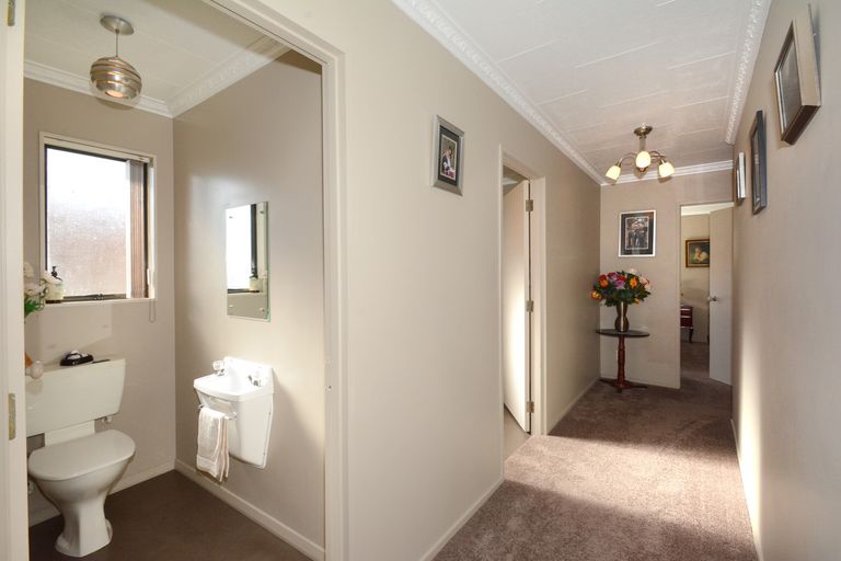 Photo of property in 2 Beverley Place, Waverley, Dunedin, 9013