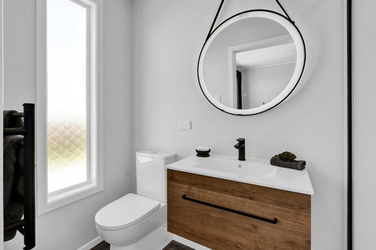 Photo of property in 5 Wills Road, Bell Block, New Plymouth, 4312