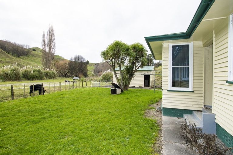 Photo of property in 3060 Tiniroto Road, Tiniroto, Manutuke, 4078