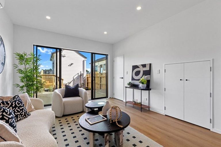 Photo of property in 624 Kerepi Street, Westgate, 0814