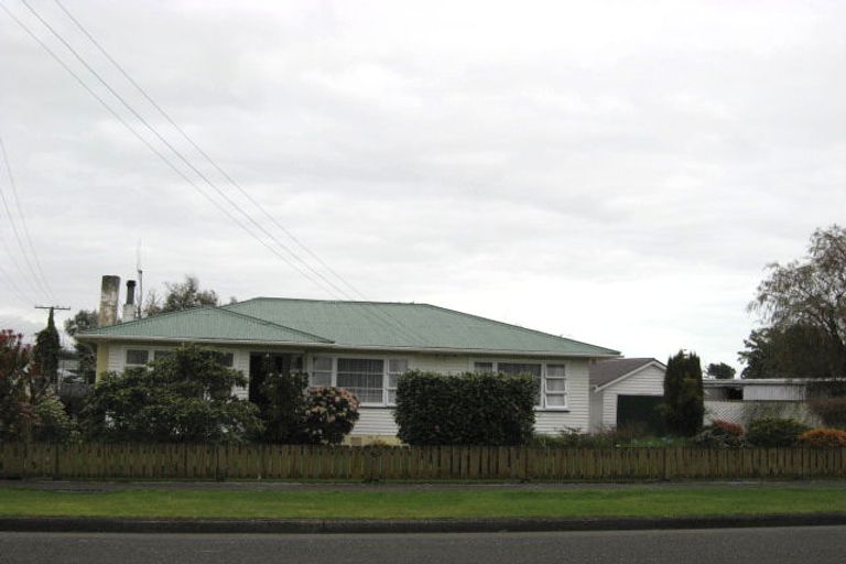 Photo of property in 2 Hobson Street, Levin, 5510