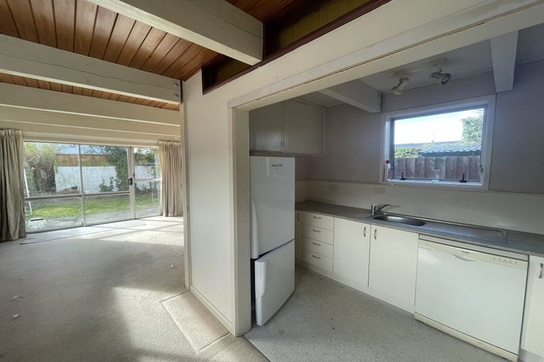 Photo of property in 2/108 Office Road, Merivale, Christchurch, 8014