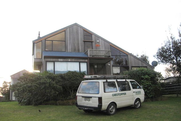 Photo of property in 121a Tangaroa Road, Whangamata, 3620