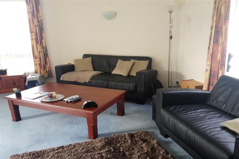 Photo of property in 29 Broadfield Street, Massey, Auckland, 0614