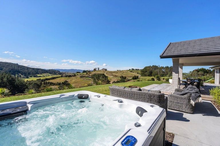 Photo of property in 152 Valley View Road, Otaika, Whangarei, 0170