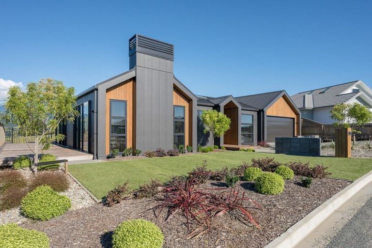 Photo of property in 49 Katania Heights, Brightwater, 7022