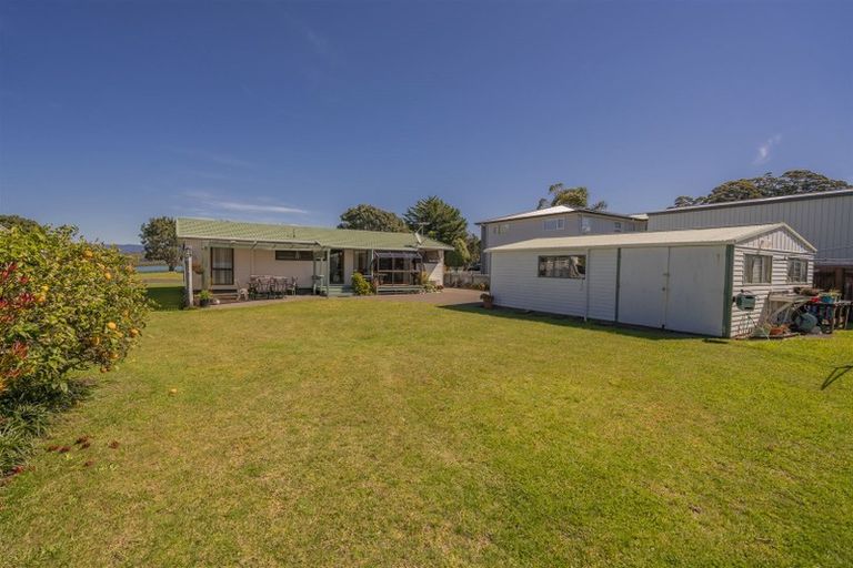 Photo of property in 67 Robinson Road, Whitianga, 3510