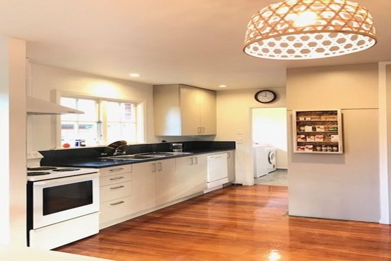 Photo of property in 1/134 Waimairi Road, Ilam, Christchurch, 8041