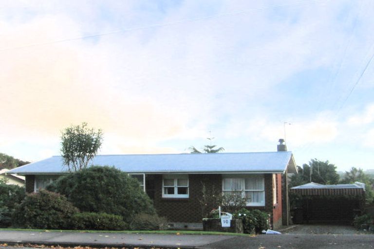 Photo of property in 10 Matenga Street, Waikanae, 5036