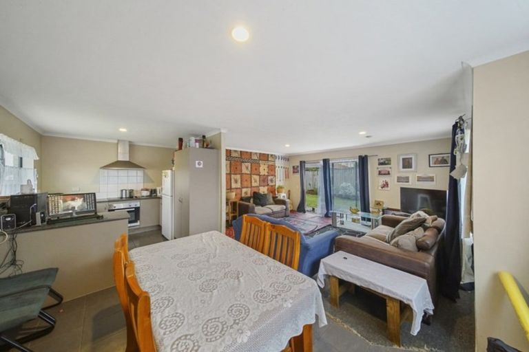 Photo of property in 43a Porchester Road, Papakura, 2110