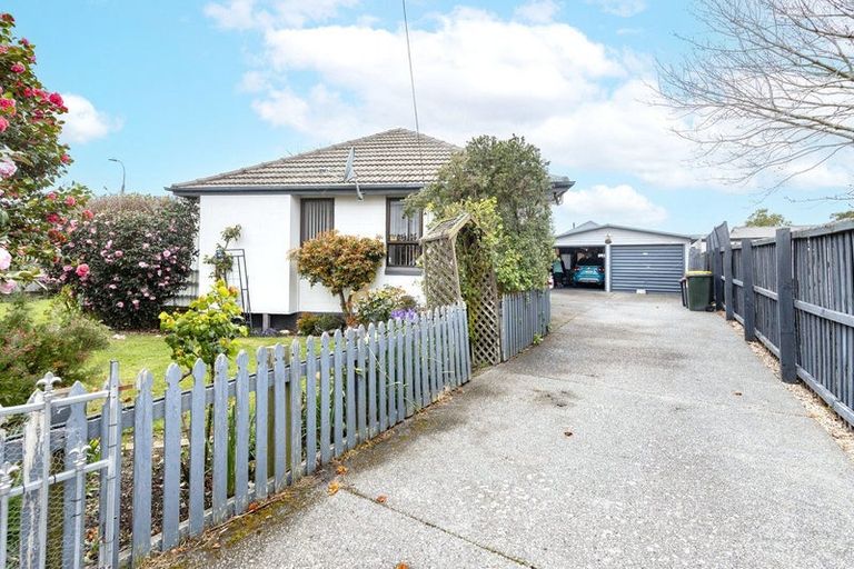 Photo of property in 33 Wycola Avenue, Hei Hei, Christchurch, 8042