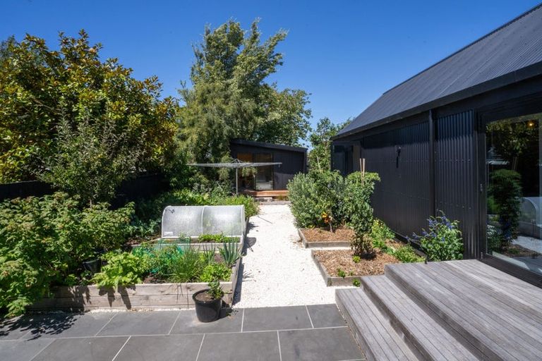 Photo of property in 108 Tomes Road, St Albans, Christchurch, 8052