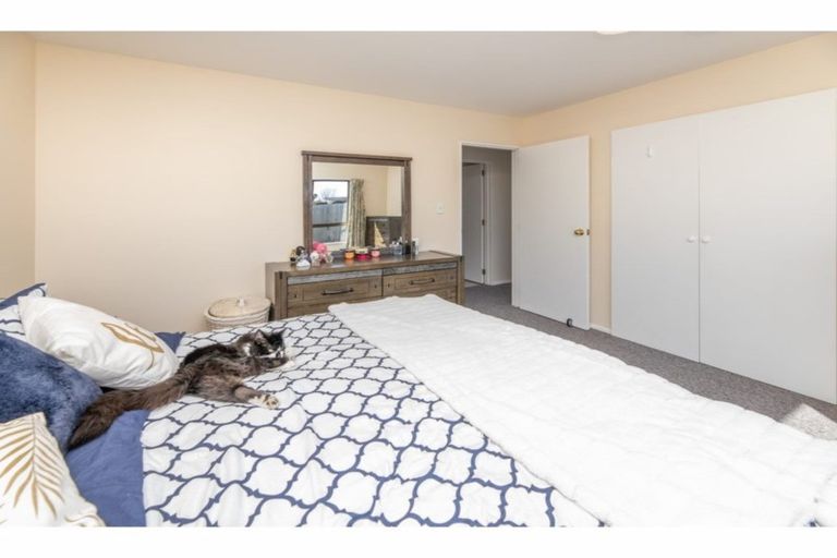 Photo of property in 166a Breezes Road, Aranui, Christchurch, 8061