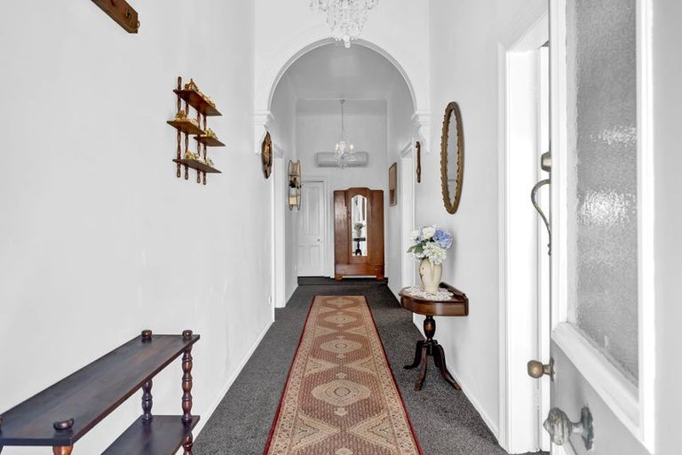 Photo of property in 3 Victoria Street, Hawera, 4610