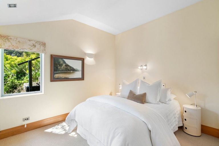 Photo of property in 621 Marine Drive, Days Bay, Lower Hutt, 5013