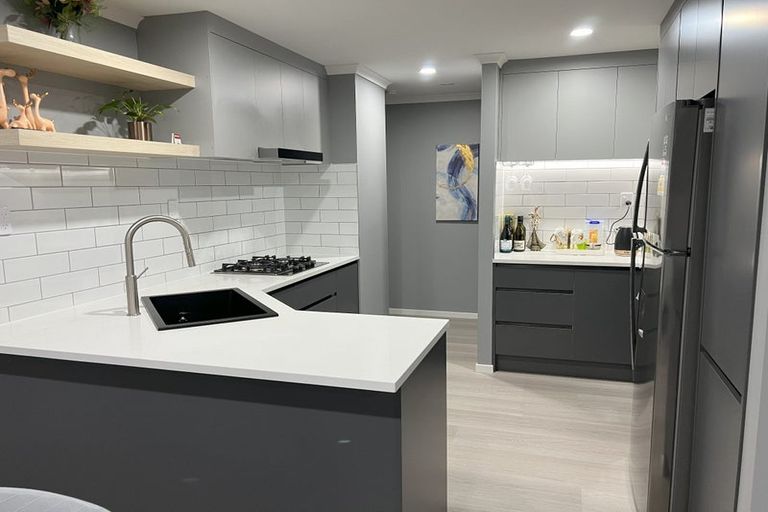 Photo of property in 8 Marlon Lane, East Tamaki, Auckland, 2016