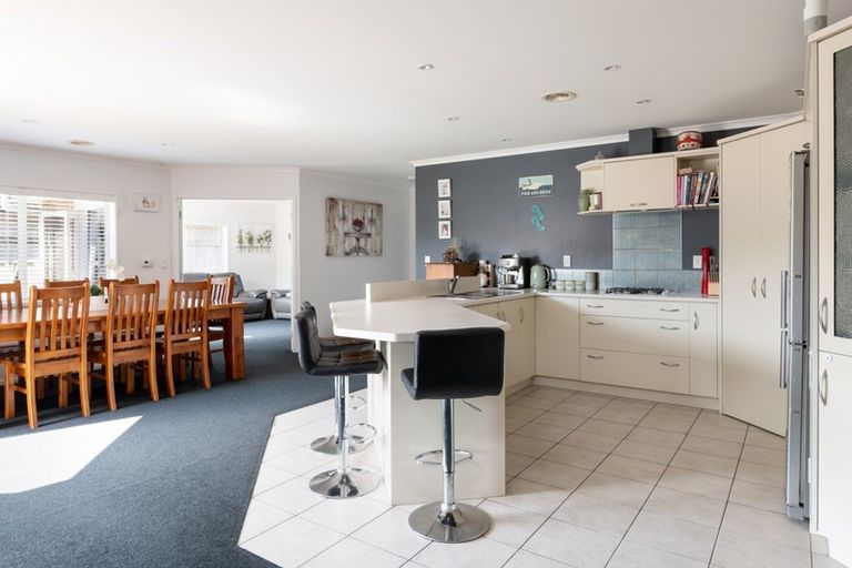 Photo of property in 23 Hawkridge Rise, Huntington, Hamilton, 3210