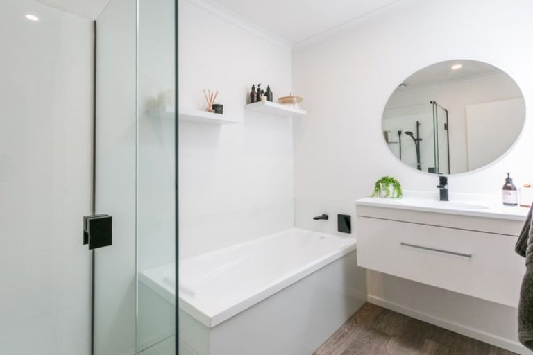 Photo of property in 1a Ypres Street, Greenmeadows, Napier, 4112