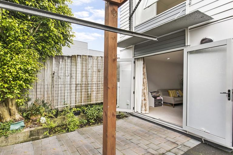 Photo of property in 8/3 Wagener Place, Mount Albert, Auckland, 1025