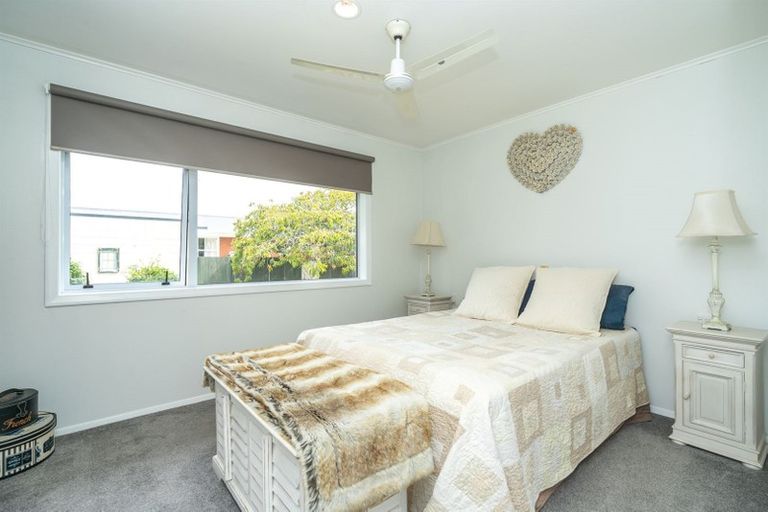 Photo of property in 4 Pulham Crescent, Queenwood, Hamilton, 3210