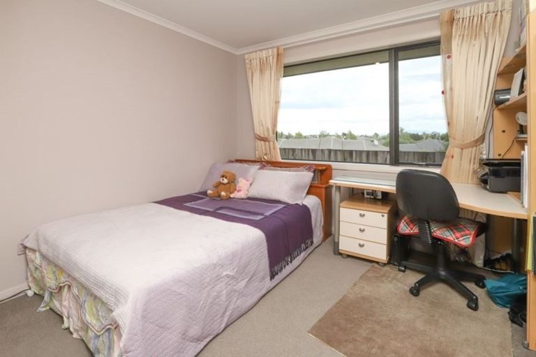 Photo of property in 46 Somerton Drive, Huntington, Hamilton, 3210