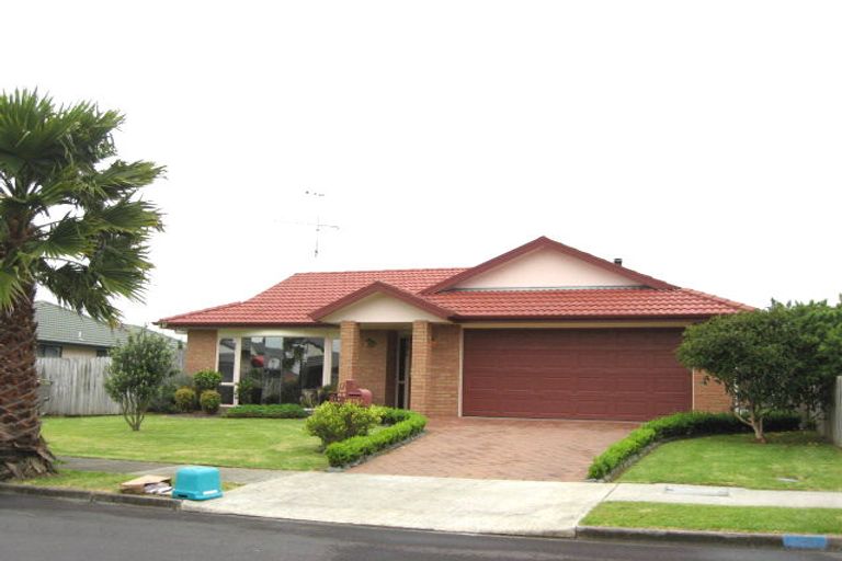 Photo of property in 16 Parkhaven Drive, Rosehill, Papakura, 2113