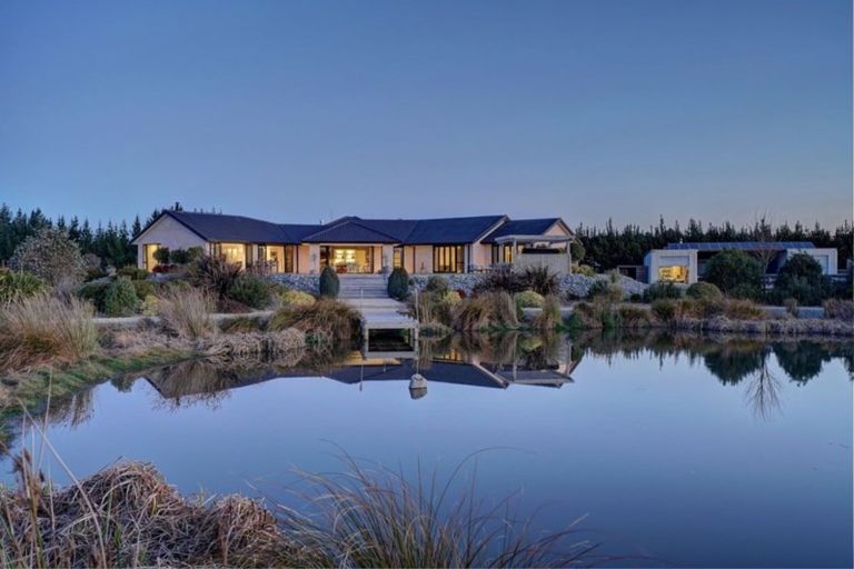 Photo of property in 1909 South Eyre Road, Eyrewell, Rangiora, 7476