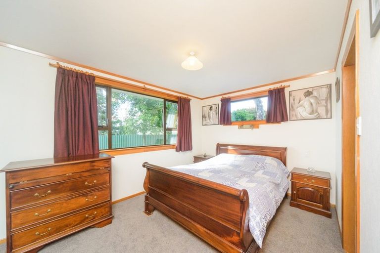 Photo of property in 14a York Place, Awapuni, Palmerston North, 4412