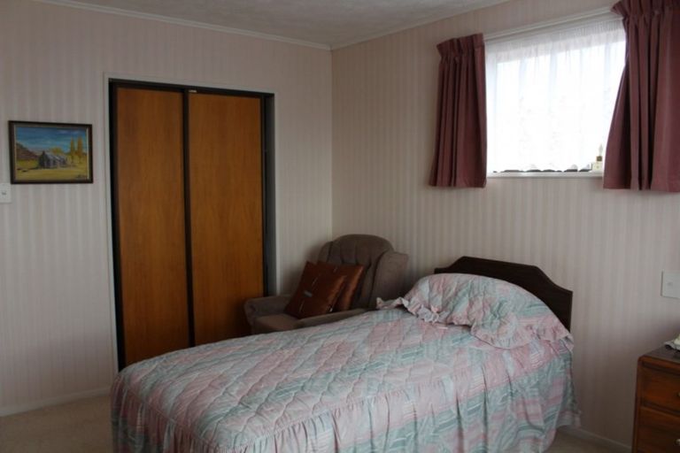 Photo of property in 29 Home Street, Winton, 9720