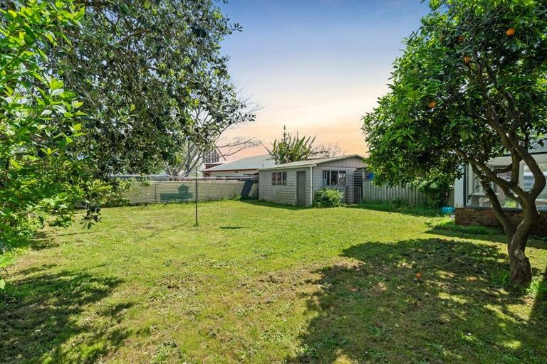 Photo of property in 13 Albion Place, Papakura, 2110