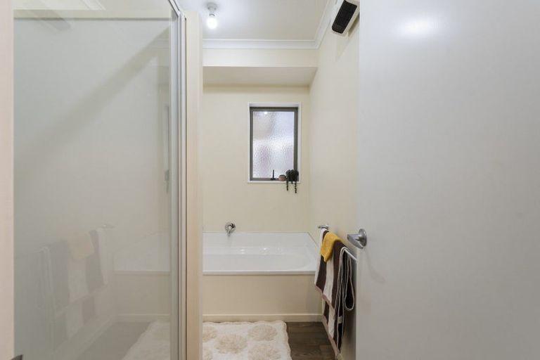 Photo of property in 17 Johnson Street, Bulls, 4818