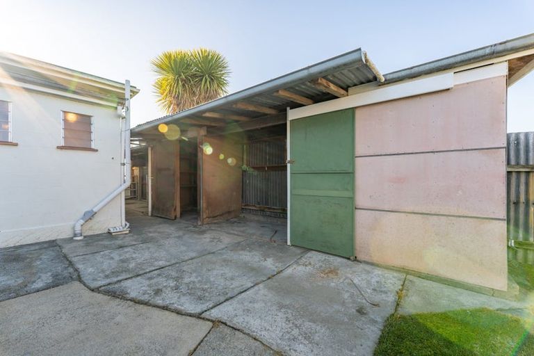 Photo of property in 33 Parsonage Road, Waimate, 7924